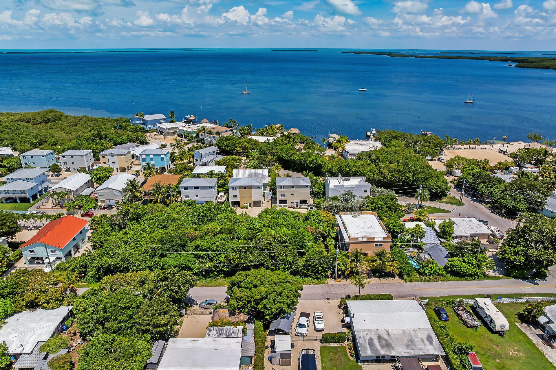 Lake View Drive, Key Largo, FL 33037 Photo