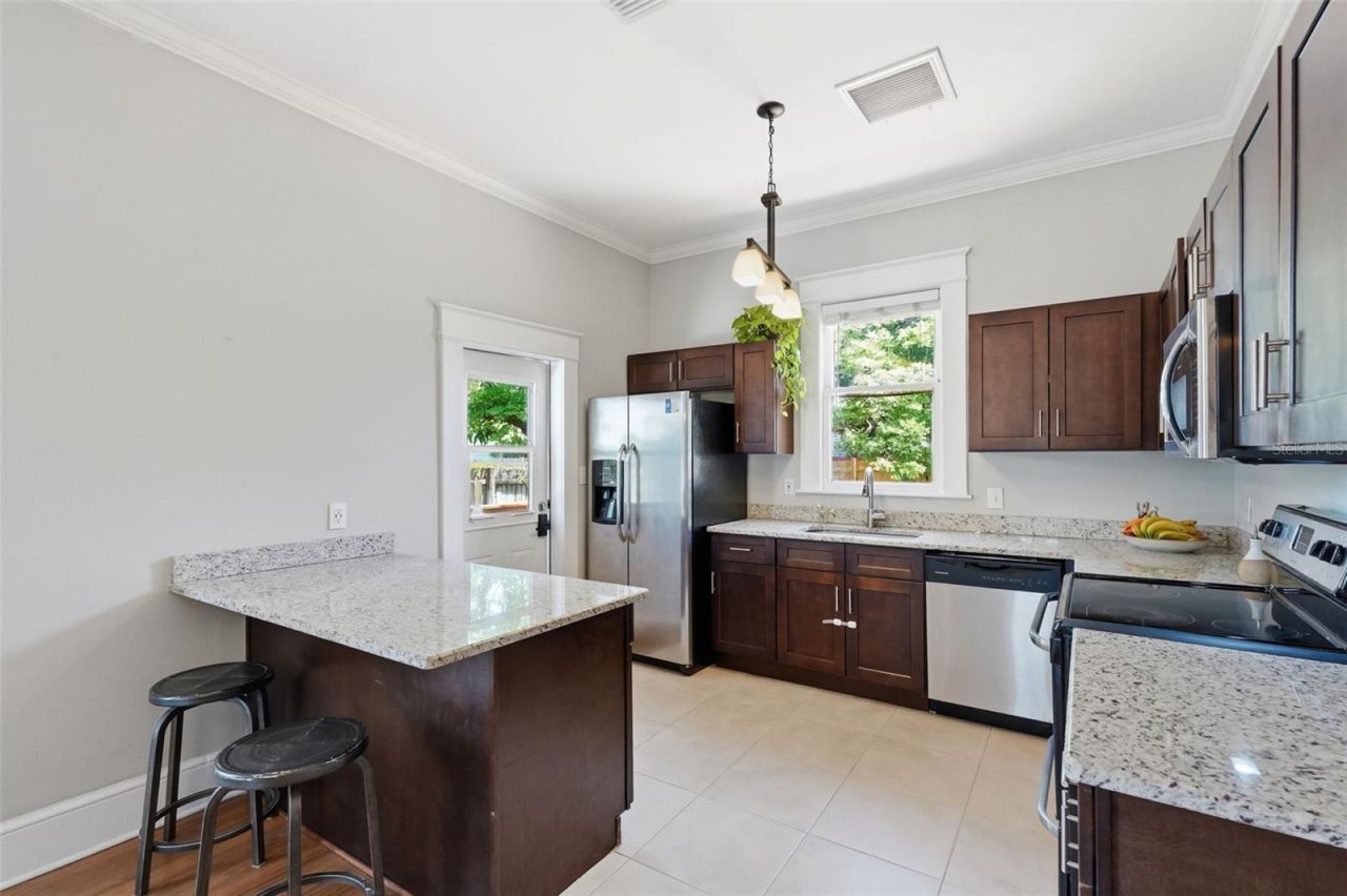 3907 N Tampa Street, Tampa, FL 33603 Photo