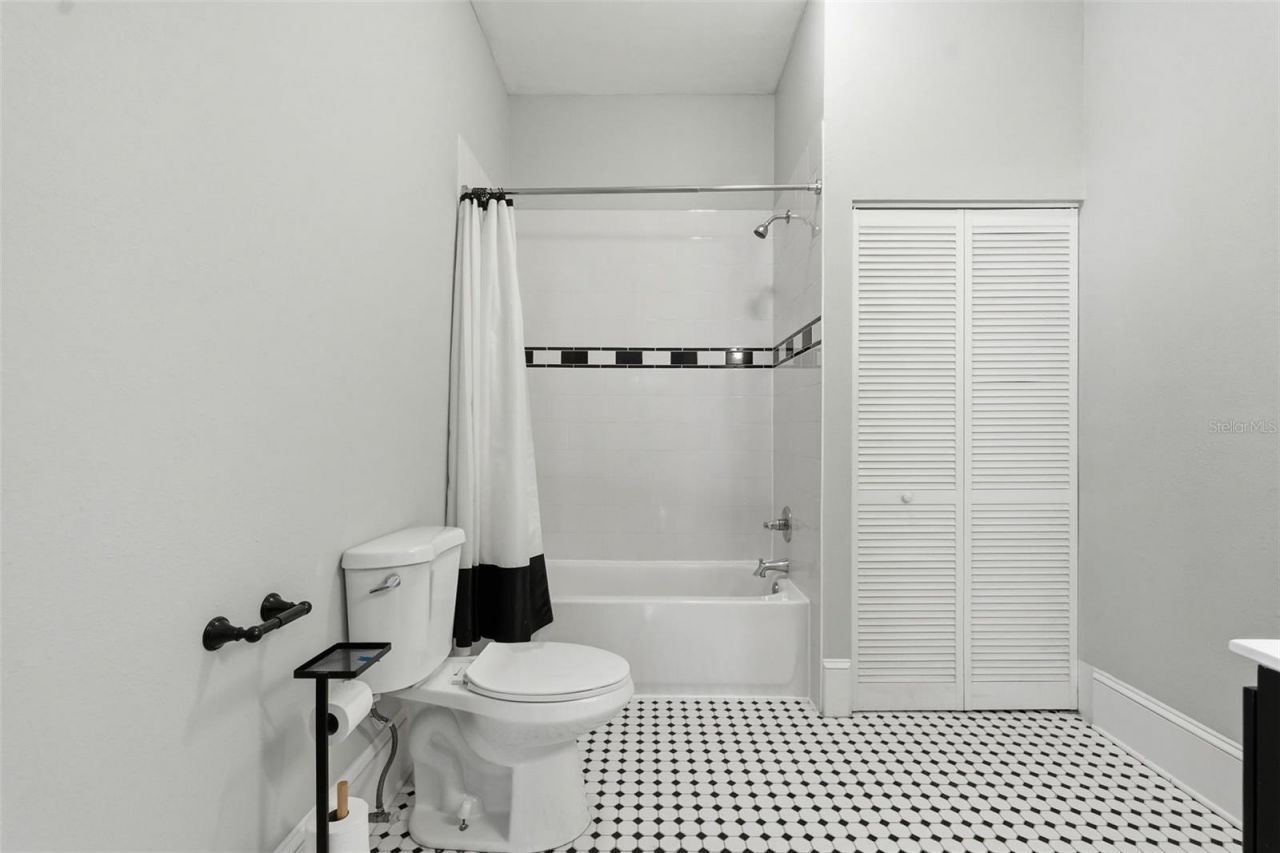 3907 N Tampa Street, Tampa, FL 33603 Photo