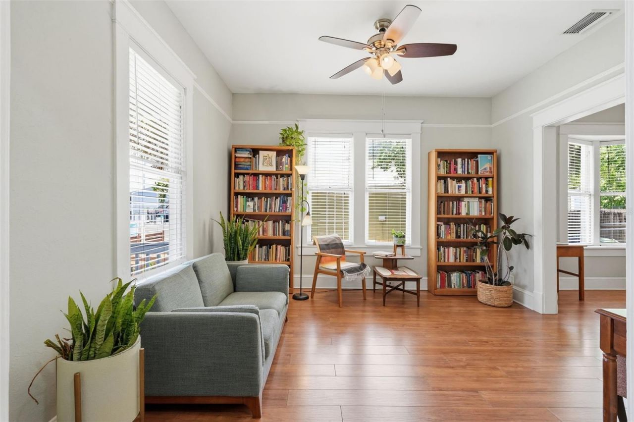 3907 N Tampa Street, Tampa, FL 33603 Photo