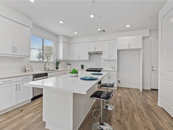69 Aria Street, South El Monte, CA 91733