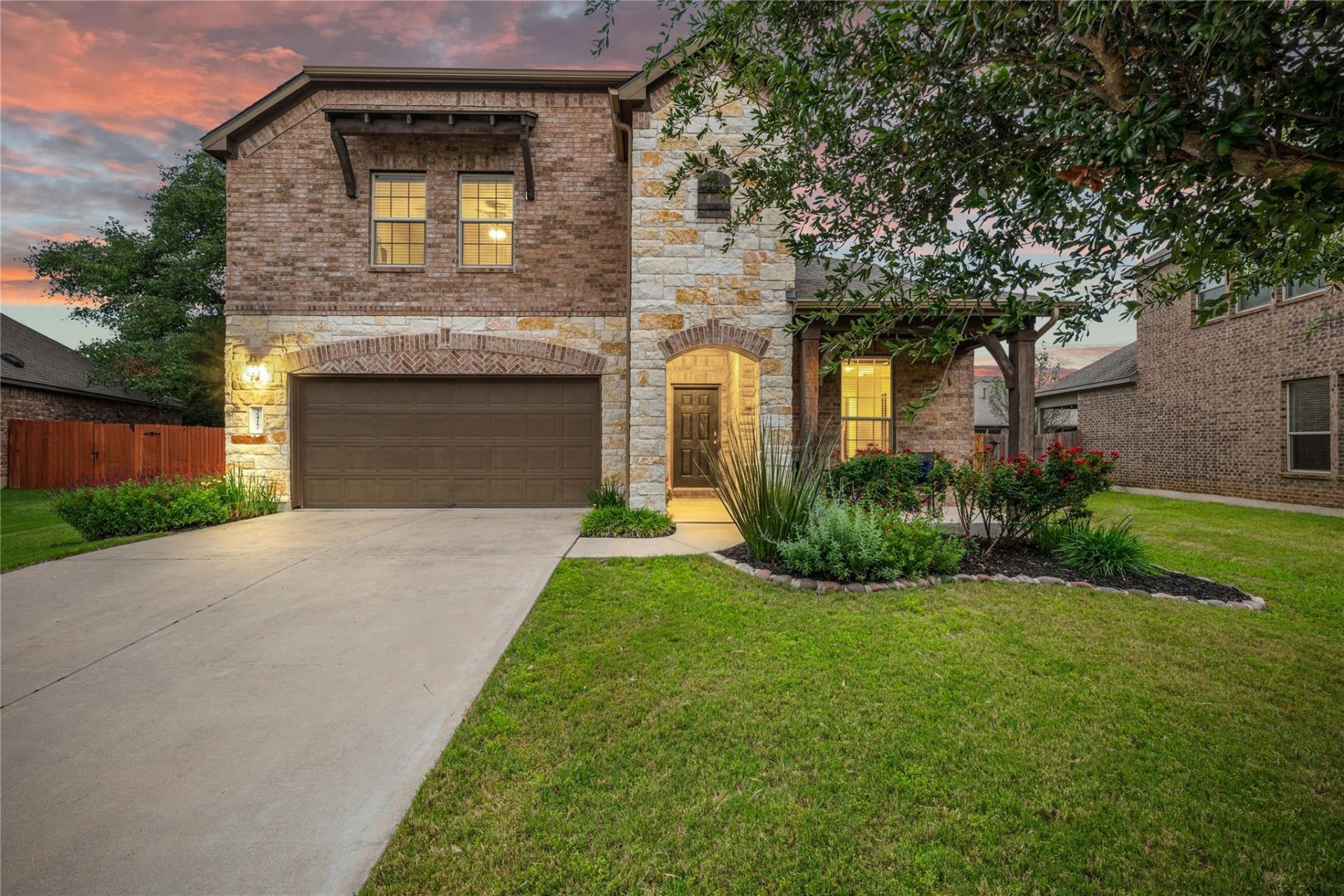 2417 Maxwell Dr, Leander, TX 78641 Main Photo