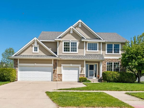 3902 Valley View Road, Ames, IA 50010