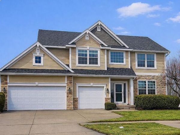 3902 Valley View Road, Ames, IA 50010