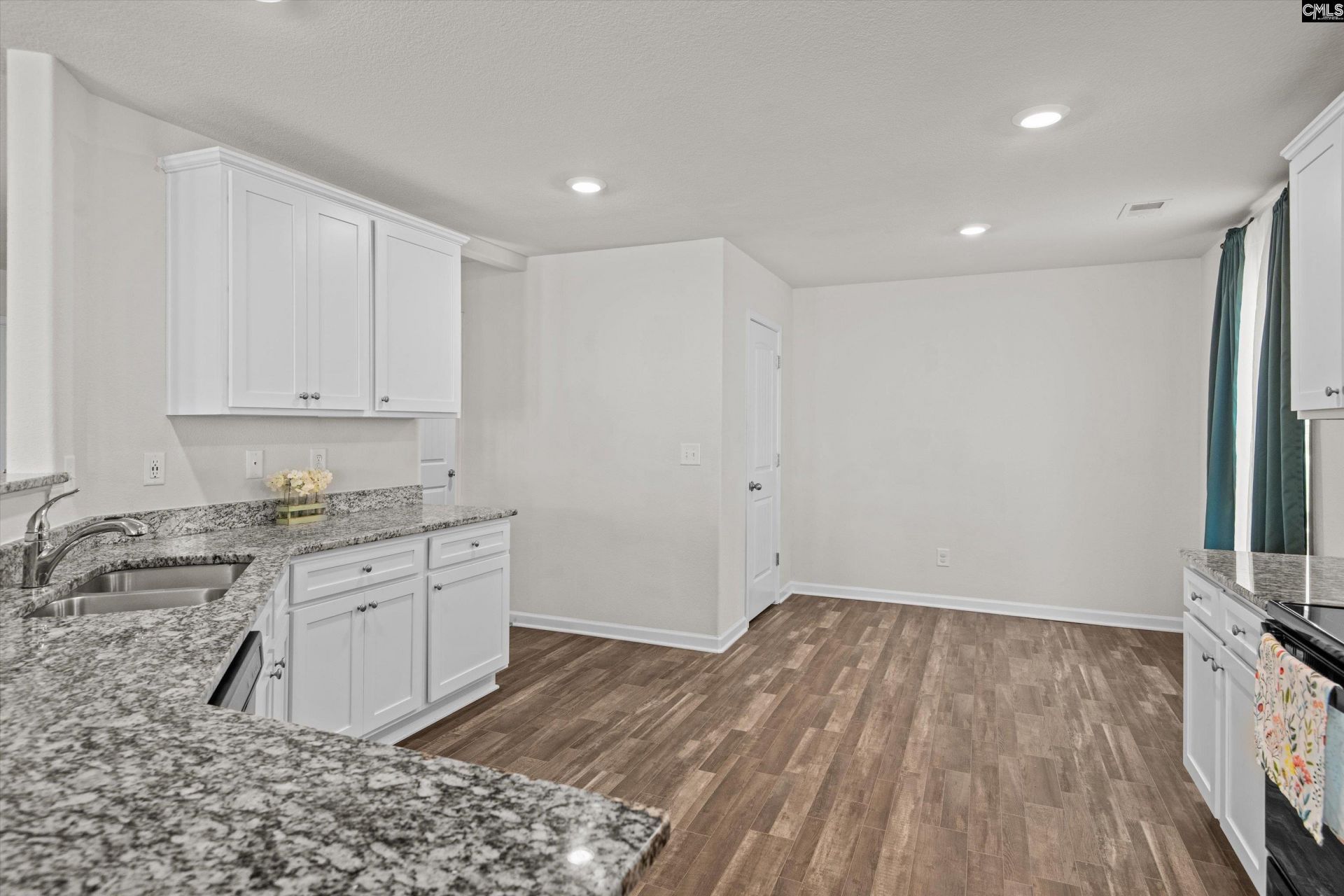 235 Common Reed Drive  Photo 11