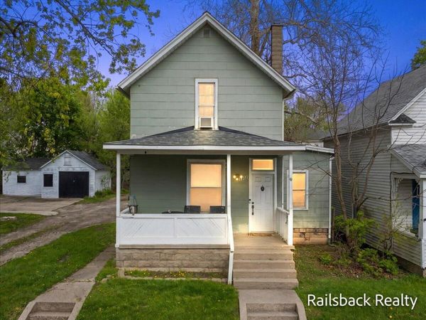 1302 Ford Avenue NE, Grand Rapids, MI 49505