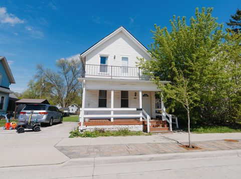 Main Photo