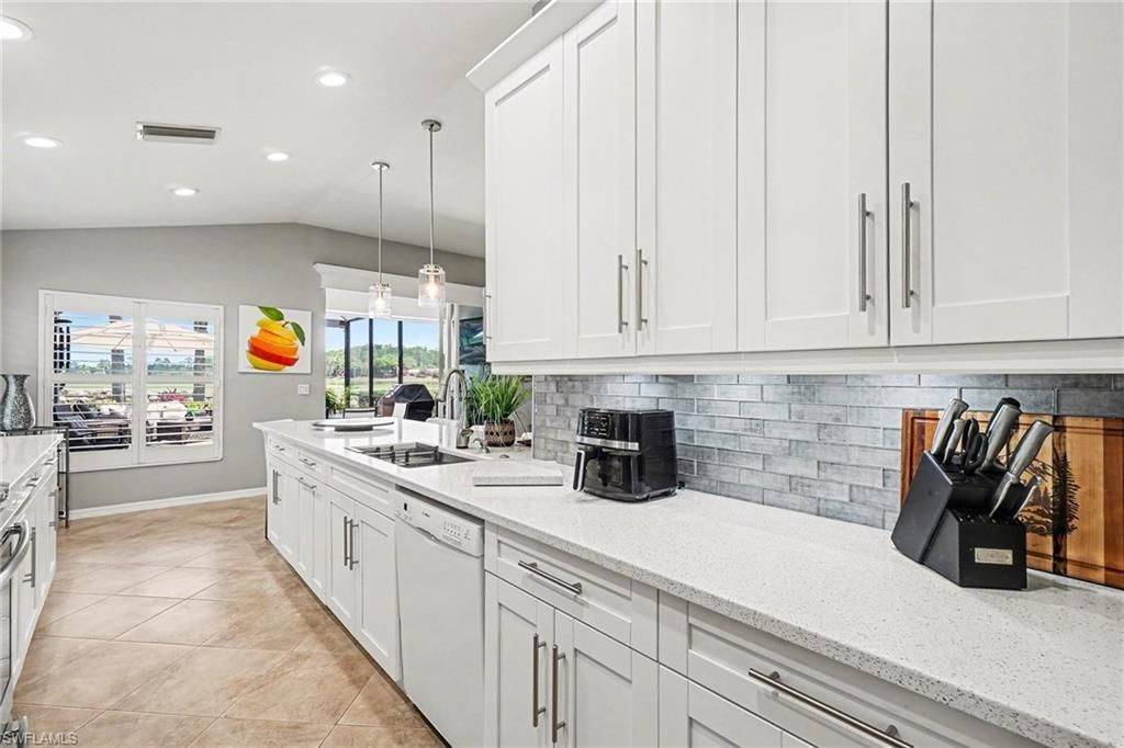 9532 Hemingway Ln, Fort Myers, FL 33913 Photo