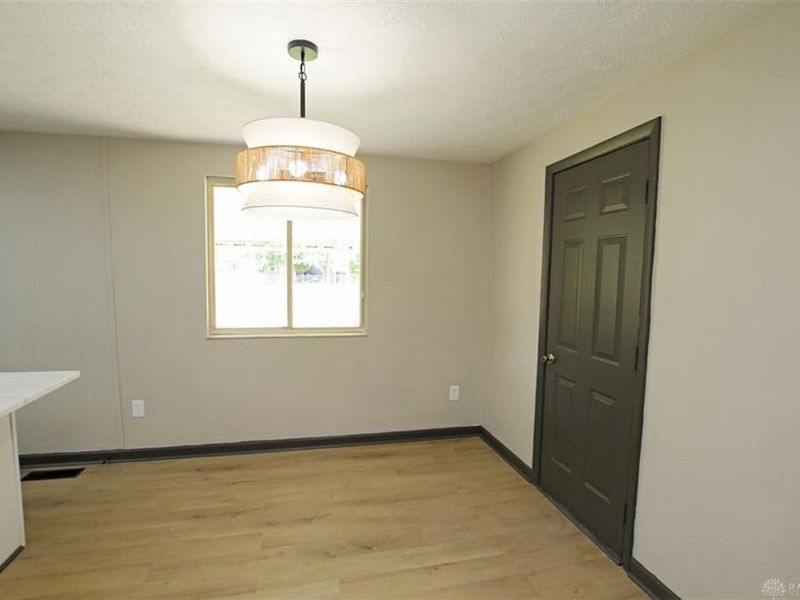 5917 Summersweet Drive, Clayton, OH 45315 Photo 8