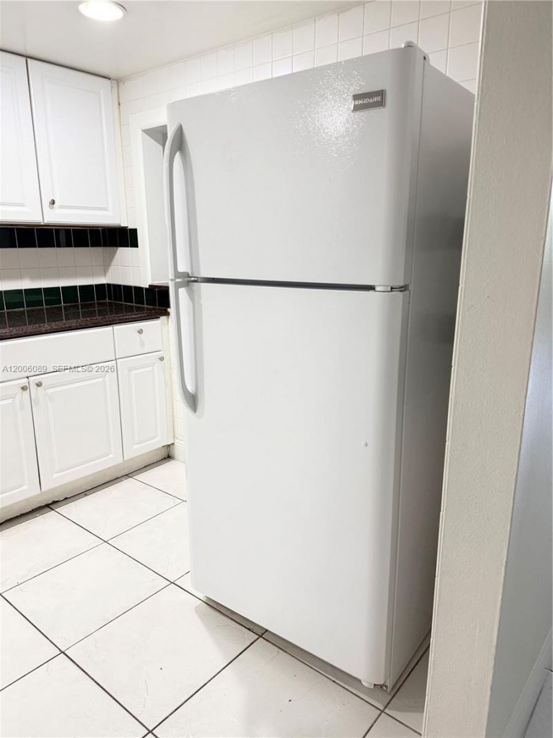 10090 NW 80th Ct, Unit 1203, Hialeah Gardens, FL 33016 Photo