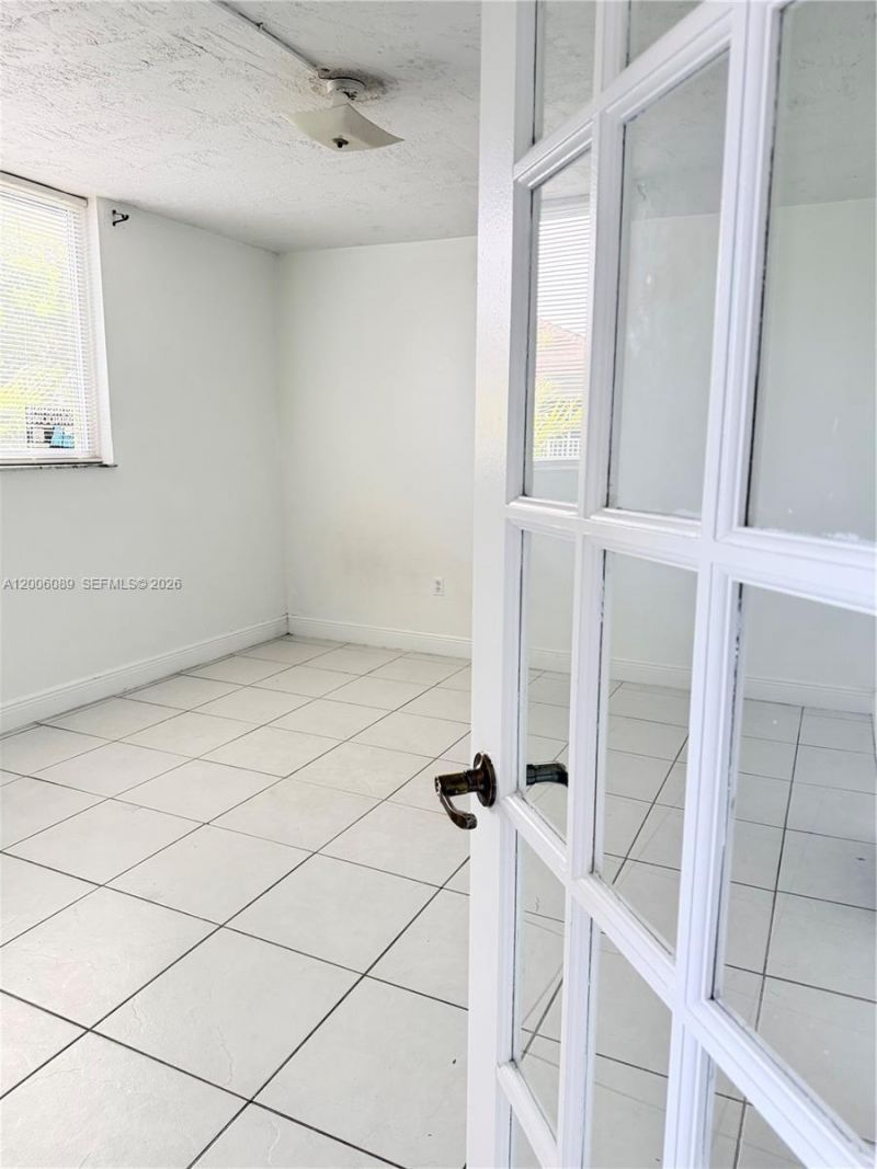 10090 NW 80th Ct, Unit 1203, Hialeah Gardens, FL 33016 Photo