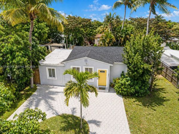 491 NW 108th Ter , Miami, FL 33168