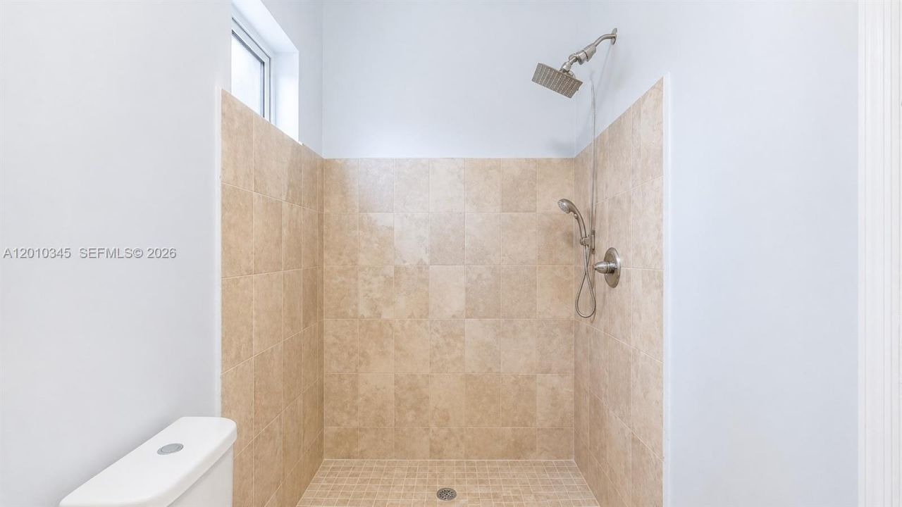 491 NW 108th Ter, Miami, FL 33168 Photo