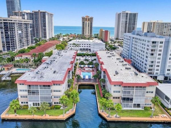 2097 S Ocean Dr, Unit 305, Hallandale Beach, FL 33009
