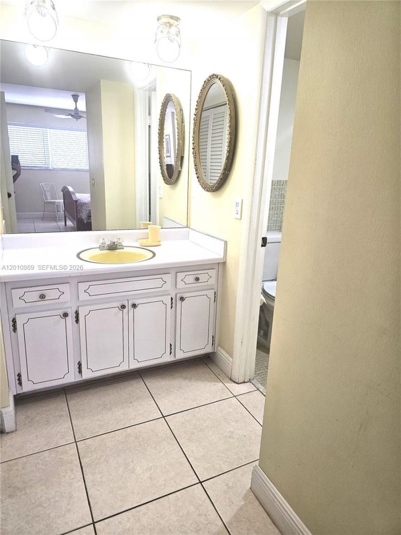 2097 S Ocean Dr, Unit 305, Hallandale Beach, FL 33009 Photo