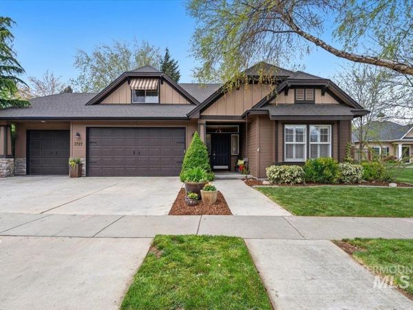 3727 N Hollymount Way, Meridian, ID 83646