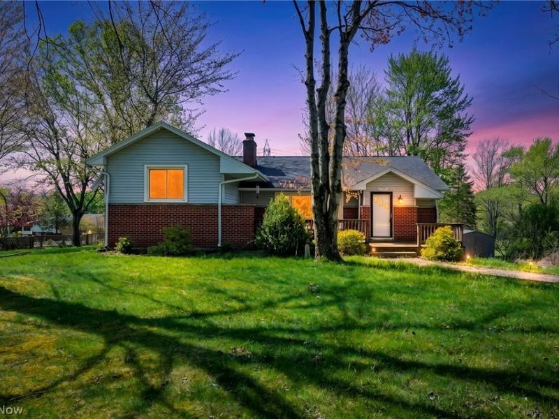 17900 Hicks Road, Walton Hills, OH 44146 Photo 1