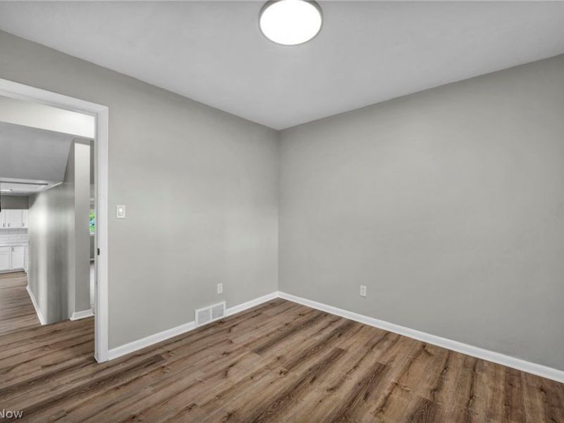 17900 Hicks Road, Walton Hills, OH 44146 Photo 22