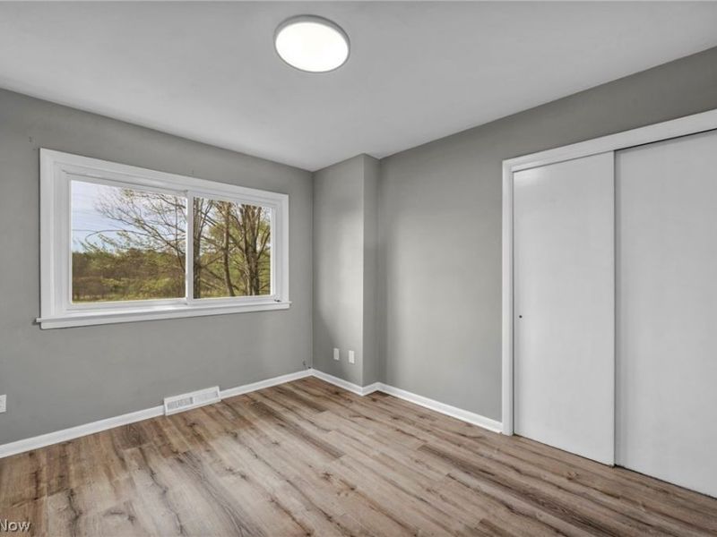 17900 Hicks Road, Walton Hills, OH 44146 Photo 27
