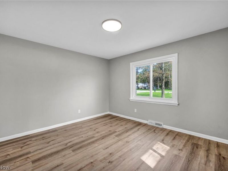 17900 Hicks Road, Walton Hills, OH 44146 Photo 32