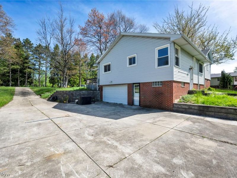 17900 Hicks Road, Walton Hills, OH 44146 Photo 42