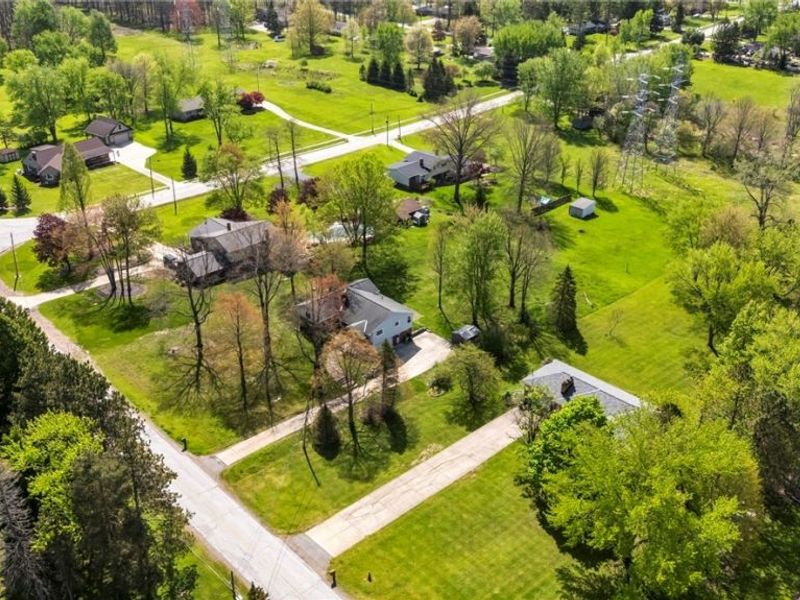17900 Hicks Road, Walton Hills, OH 44146 Photo 7