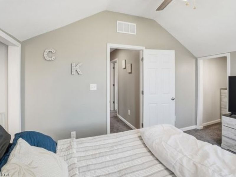 4044 W 223rd Street, Fairview Park, OH 44126 Photo 17
