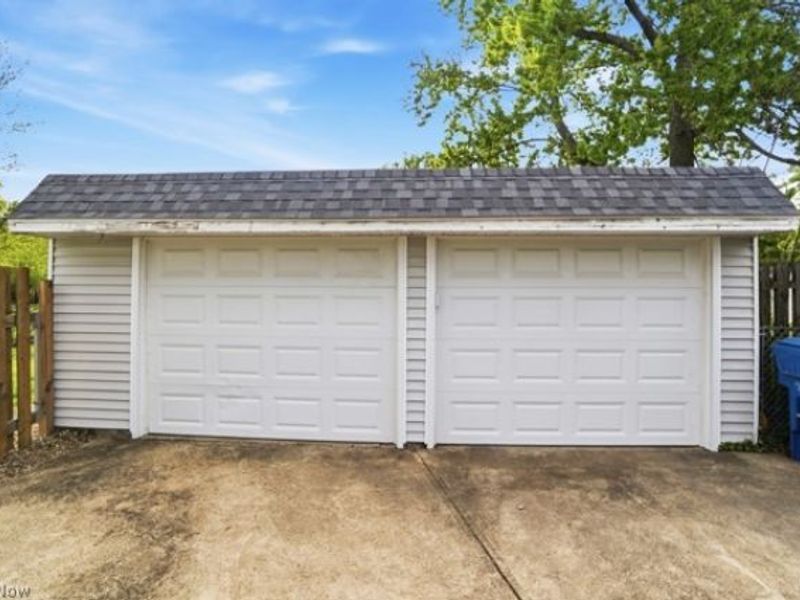 4044 W 223rd Street, Fairview Park, OH 44126 Photo 29