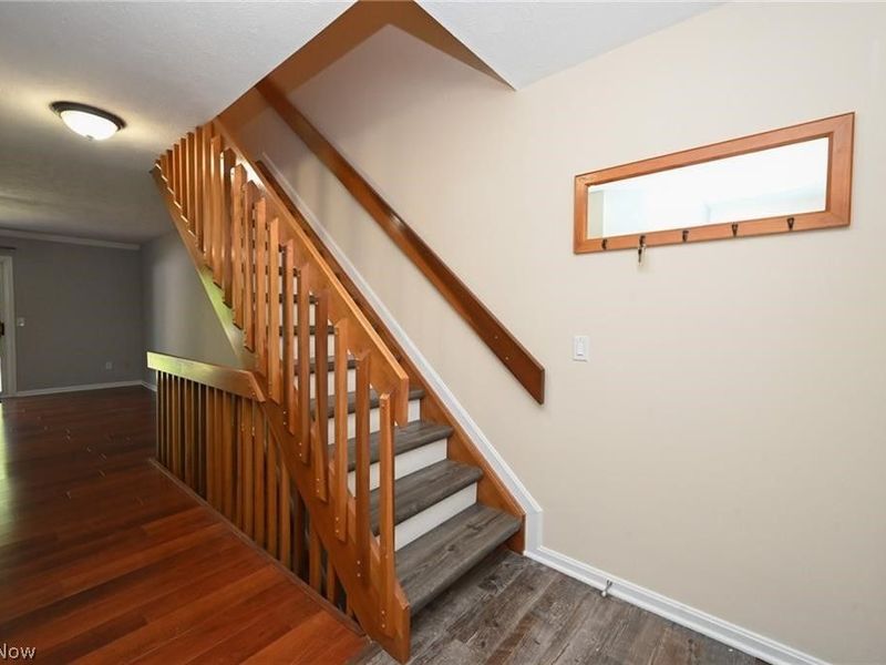 655 Almas Court, Brunswick, OH 44212 Photo 3