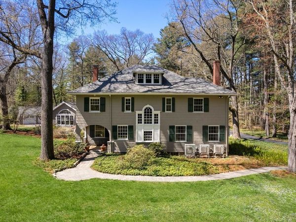 55 Glezen Ln, Wayland, MA 01778