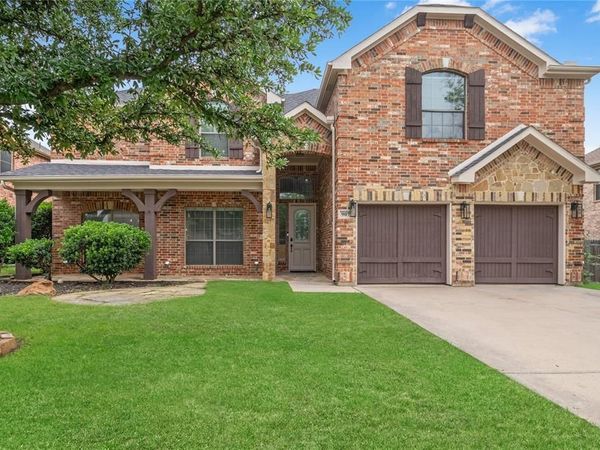 907 Greenfield Court, Kennedale, TX 76060