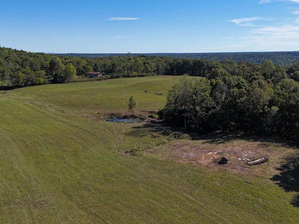 Murphy Rd, Crawford, TN 38554