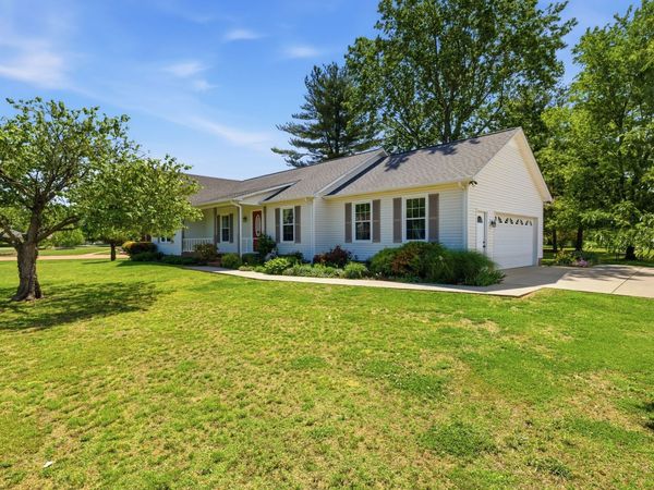 409 Ridgetop Dr, Smyrna, TN 37167