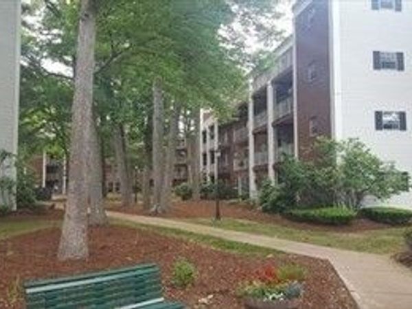 65 Greentree Lane, Unit 47, Weymouth, MA 02190