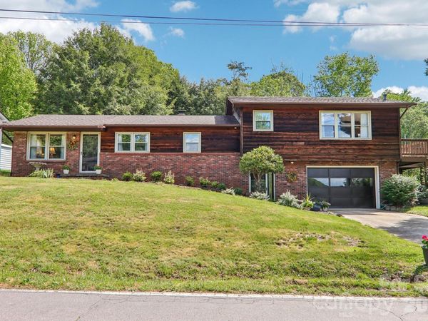 401 Lower Grassy Branch Road, Asheville, NC 28805