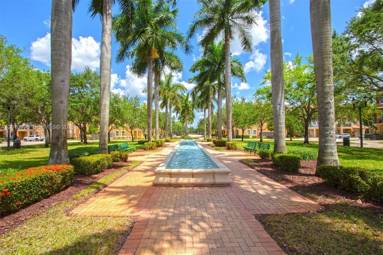 454 SW 147th Ave, Unit 4601, Pembroke Pines, FL 33027 Photo