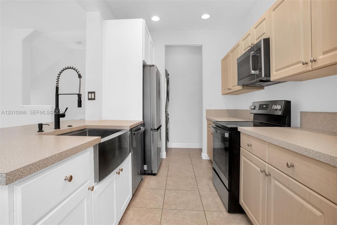 454 SW 147th Ave, Unit 4601, Pembroke Pines, FL 33027 Photo