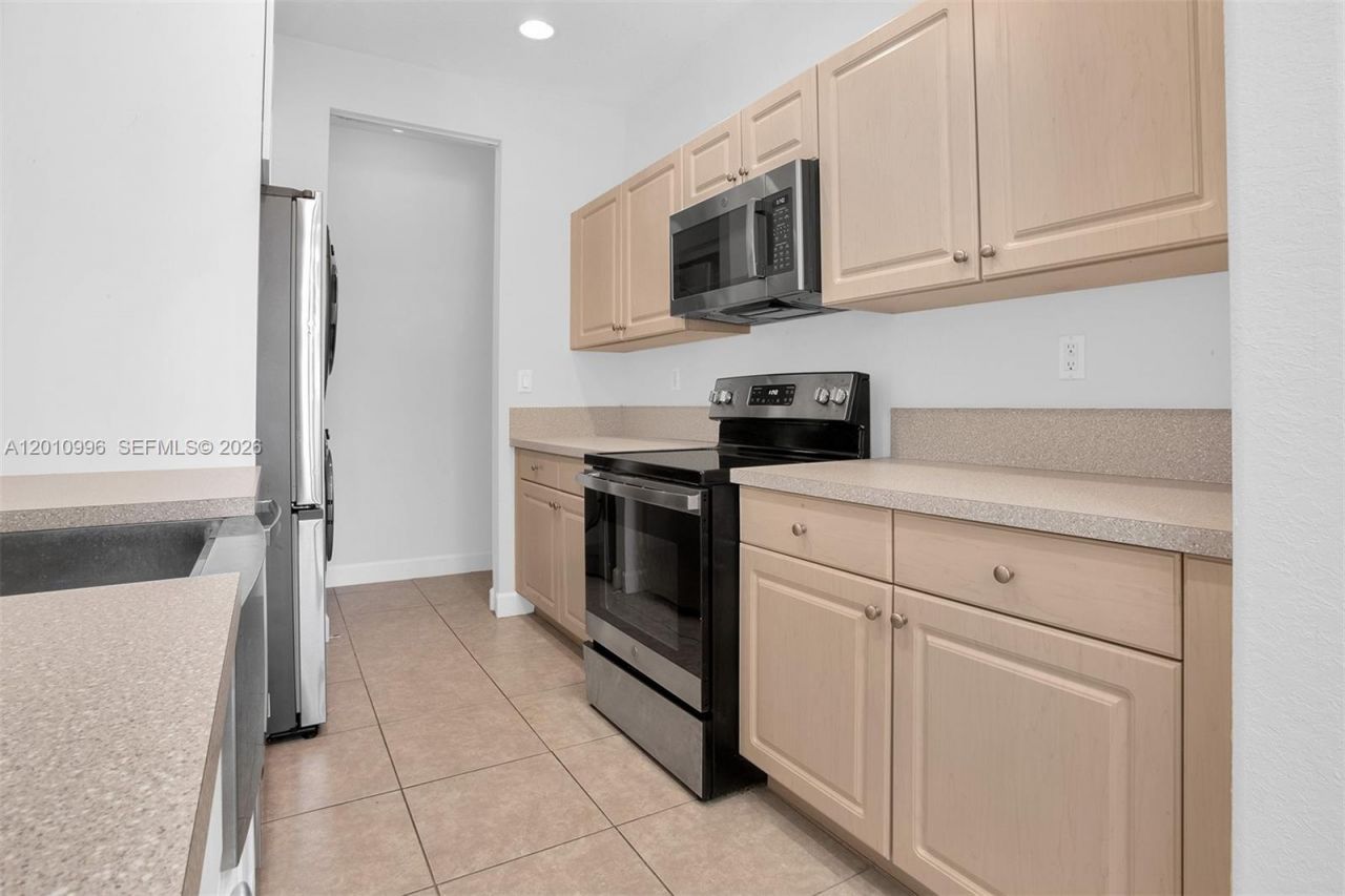 454 SW 147th Ave, Unit 4601, Pembroke Pines, FL 33027 Photo