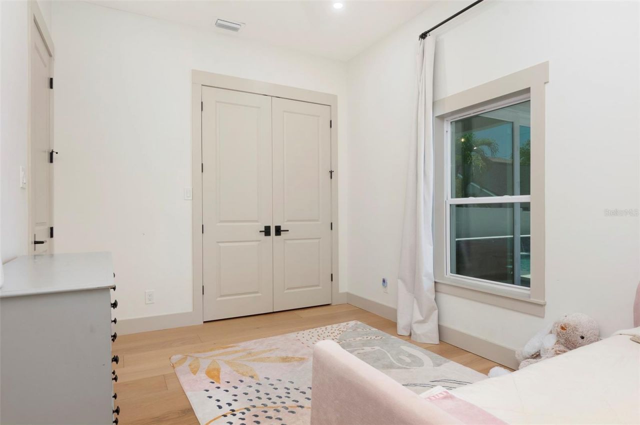 449 12th Avenue N, Saint Petersburg, FL 33701 Photo