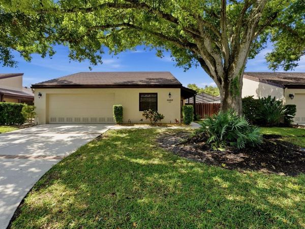 3692 GLEN OAKS MANOR DRIVE , SARASOTA, FL 34232