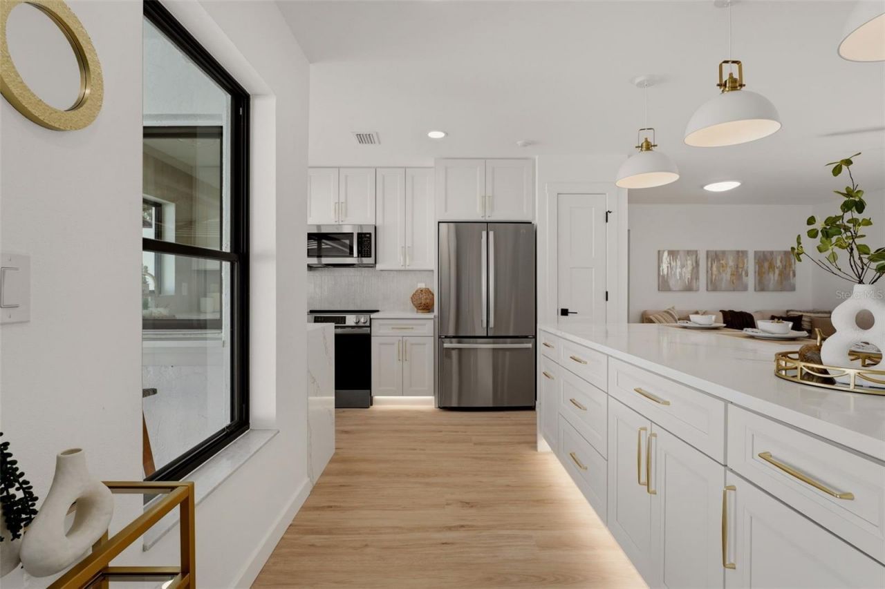 3692 Glen Oaks Manor Drive, Sarasota, FL 34232 Photo