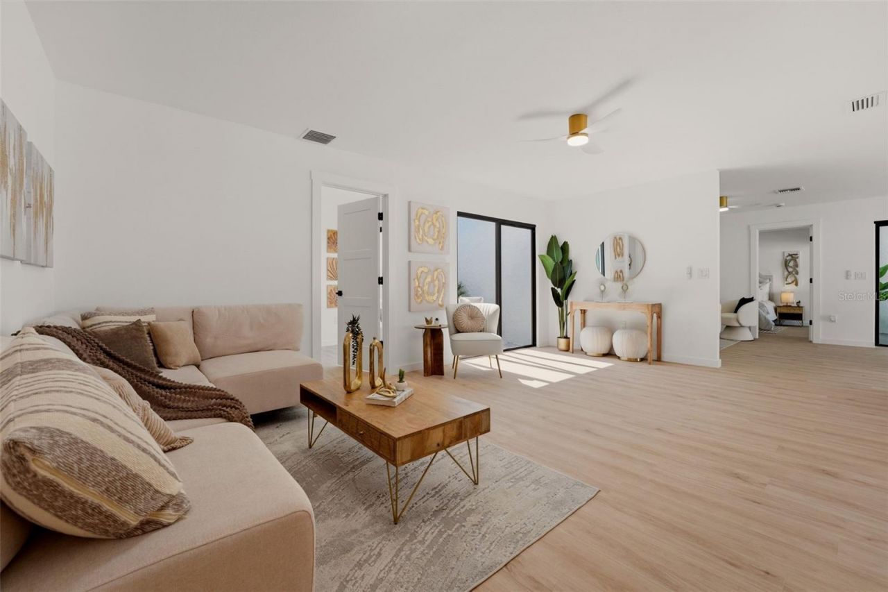 3692 Glen Oaks Manor Drive, Sarasota, FL 34232 Photo