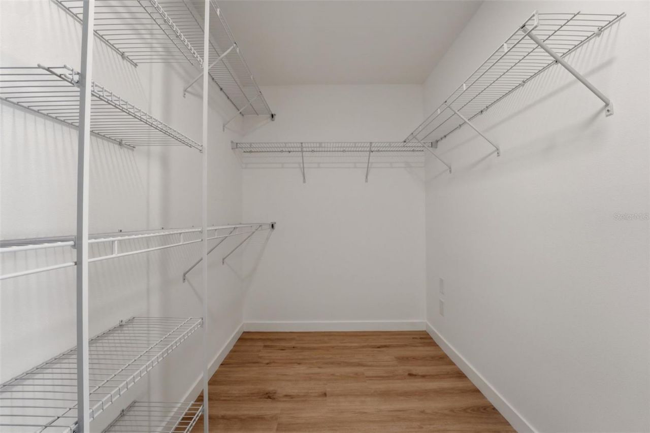3692 Glen Oaks Manor Drive, Sarasota, FL 34232 Photo