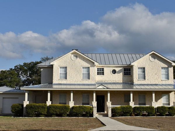 32010 OAK RIDGE PKWY, Bulverde, TX 78163