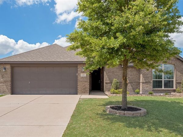 137 Sierra Drive, Waxahachie, TX 75167