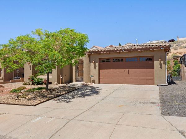 1341 Wilkes Way SE, Rio Rancho, NM 87124