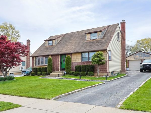 3734 Ferndale Drive, Wantagh, NY 11793