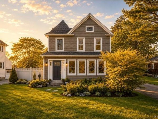 220 Foster Avenue, Sayville, NY 11782