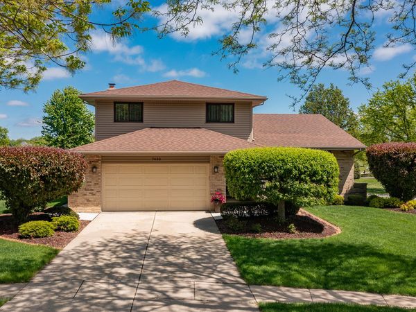 7635 Wilton Court, Darien, IL 60561
