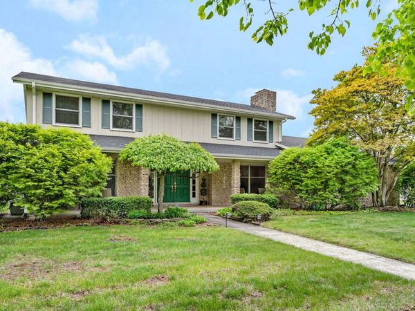 3212 Burr Oaks Drive , Joliet, IL 60431
